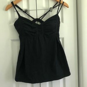 Lululemon top, size 6.